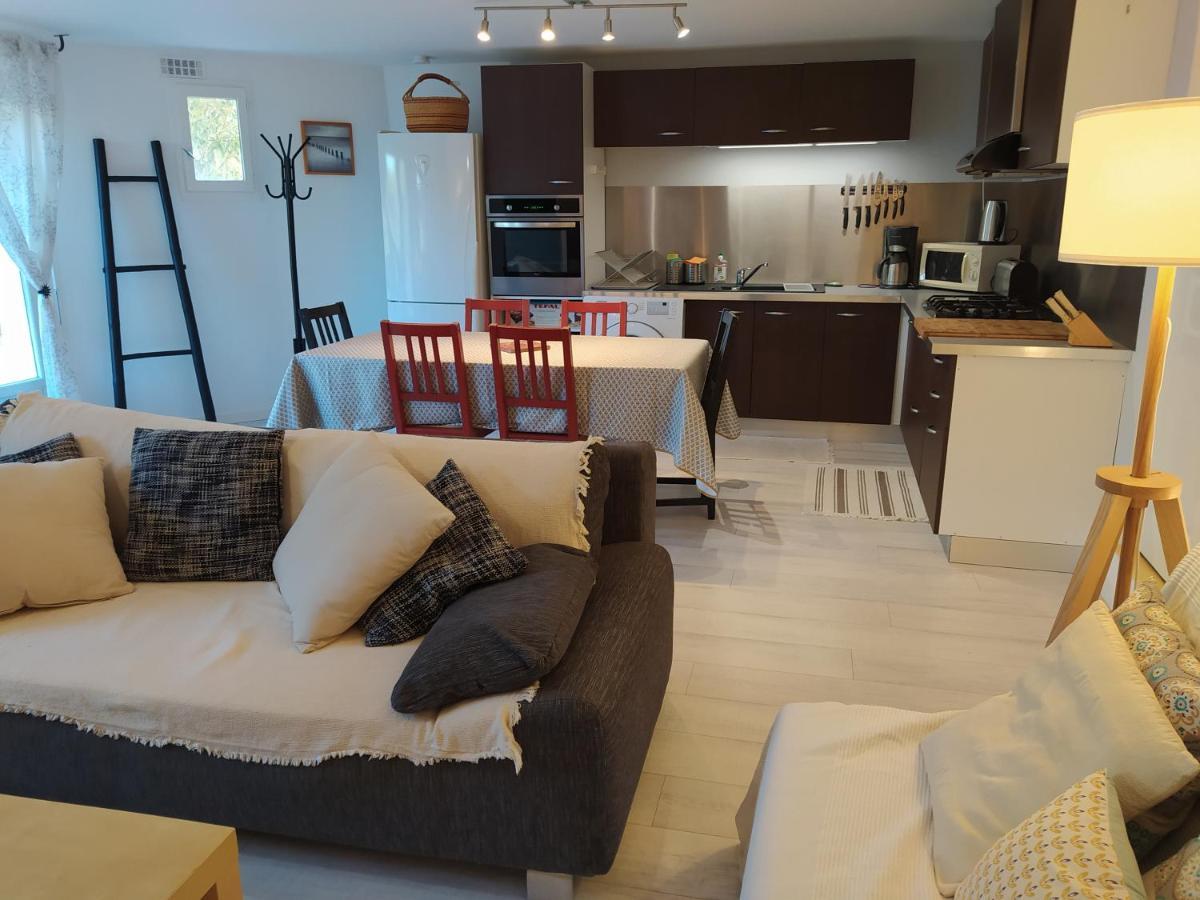 Les Mondes - Appartement bas de maison Ensues-la-Redonne Extérieur photo