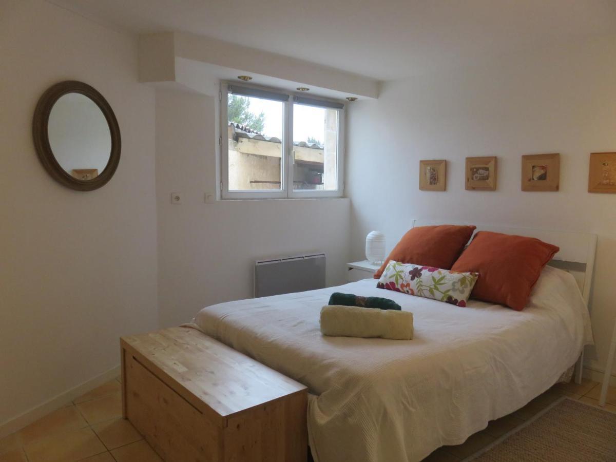 Les Mondes - Appartement bas de maison Ensues-la-Redonne Extérieur photo
